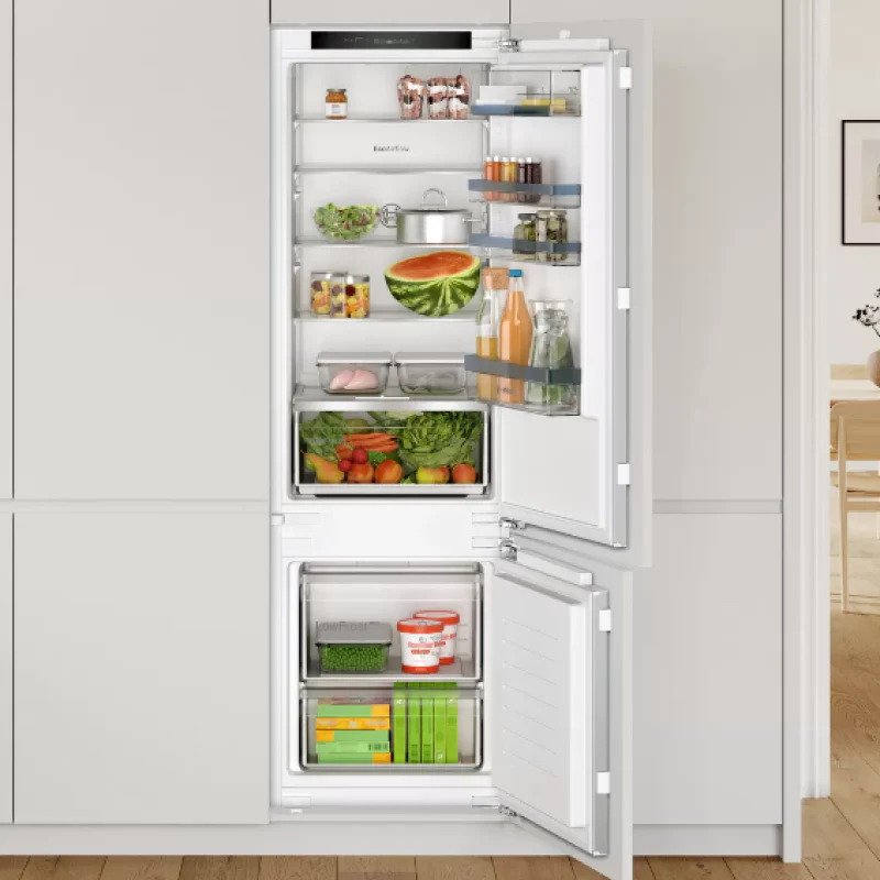 Bosch Series 4 KIV87VFE0G - White Integrated 70/30 Low Frost Fridge Freezer - E energy - Image 2