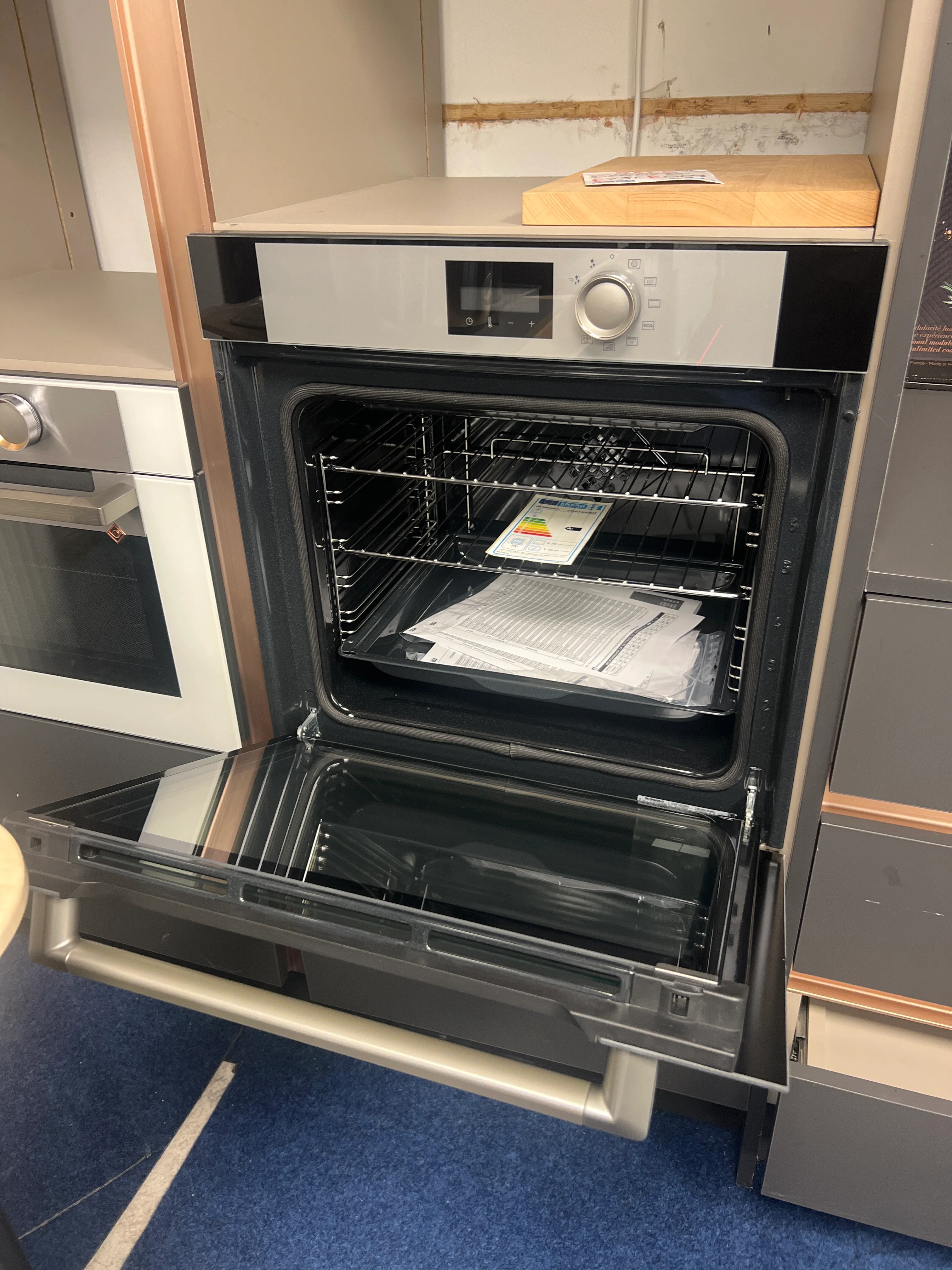 De Dietrich DOP7200BM - Stainless steel Built in Electric Single Oven - A+ energy - Ex Display - Image 2