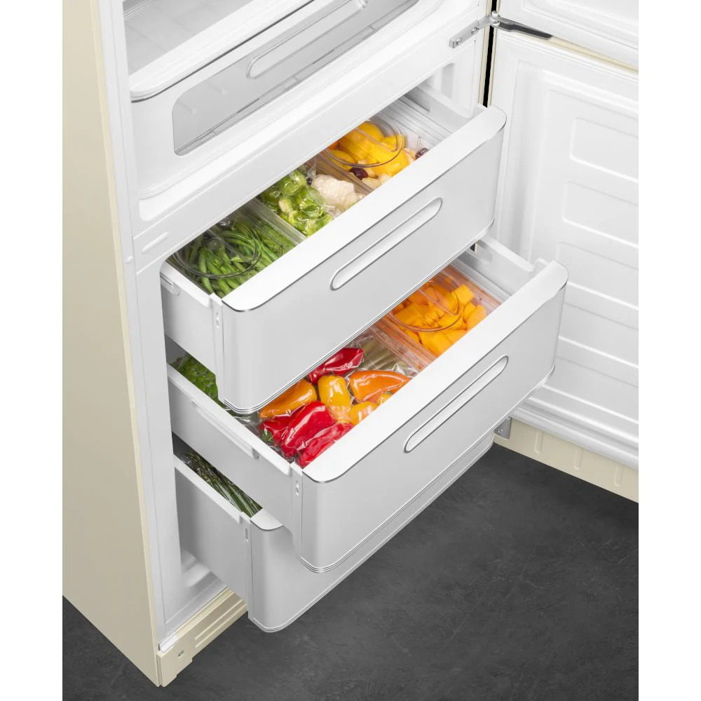 Smeg FAB32RCR6UK - Cream 60/40 Retro Fridge Freezer - 331L Total Capacity - C Energy Rating - Image 7